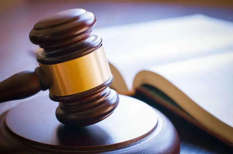 案外人对生效法律文书确定的到期债权予以否认的，人民法院不予支持