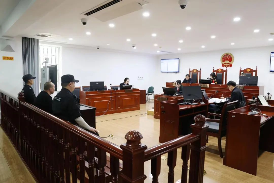 庭后联学,共同保卫绿水青山